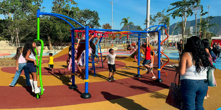 Inauguração do Parque Rita Lee na Barra da Tijuca.