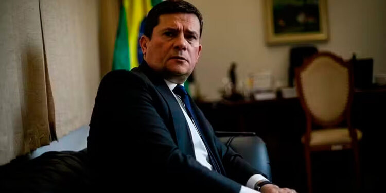 Sérgio Moro torna-se réu no STF por comentário sobre Gilmar Mendes.