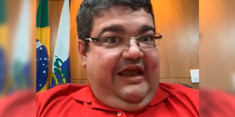 Rubão insiste em candidatura apesar de inelegível, irritando políticos de Itaguaí: “coisa de espírito de porco”.