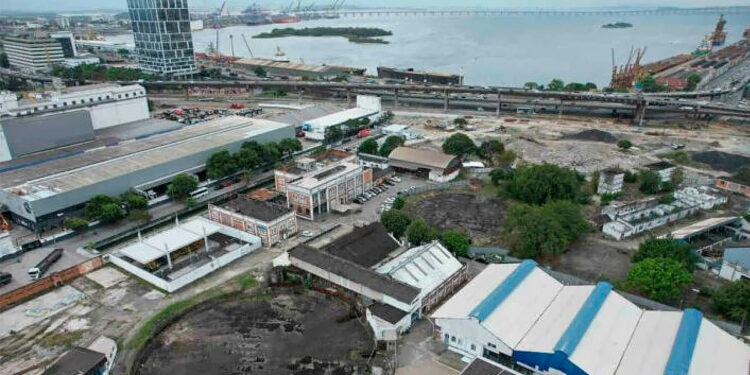 Prefeitura do Rio oficializa projeto para desapropriação do Gasômetro, apontado como opção para estádio do Flamengo.