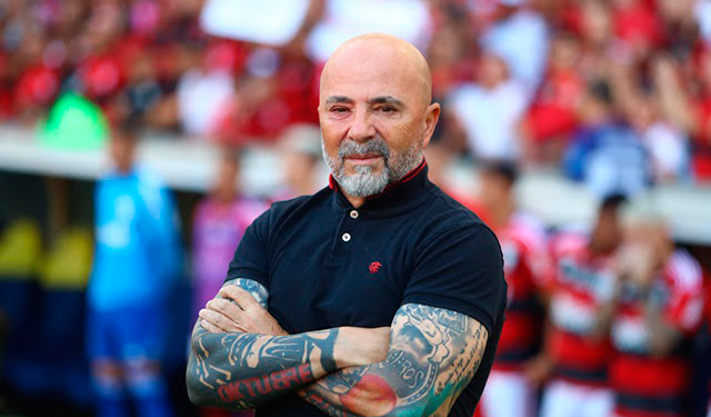 Neto faz acordo com Sampaoli após processo e vai divulgar ação beneficente do treinador na Rocinha
