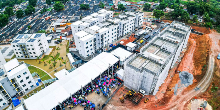 Cerimônia de entrega de unidades habitacionais do Programa Morar Carioca, no bairro de Santa Cruz. Rio de Janeiro - RJ. Foto: Ricardo Stuckert / PR
