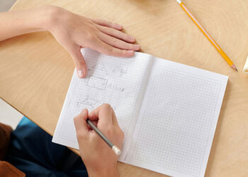 Educação: Todas as cidades da Baixada ficam abaixo da meta no Ideb