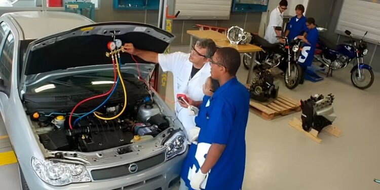 Senai-RJ oferece 8 mil vagas em cursos profissionalizantes gratuitos