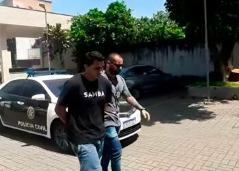 Homem é preso por matar amigo e enterrar corpo no quintal em Coelho da Rocha