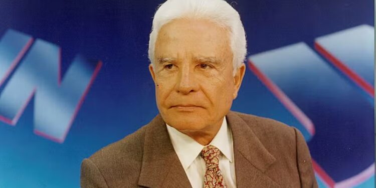 Adeus à Lenda da Comunicação: Cid Moreira, Ícone da TV Brasileira, Morre aos 97 Anos
