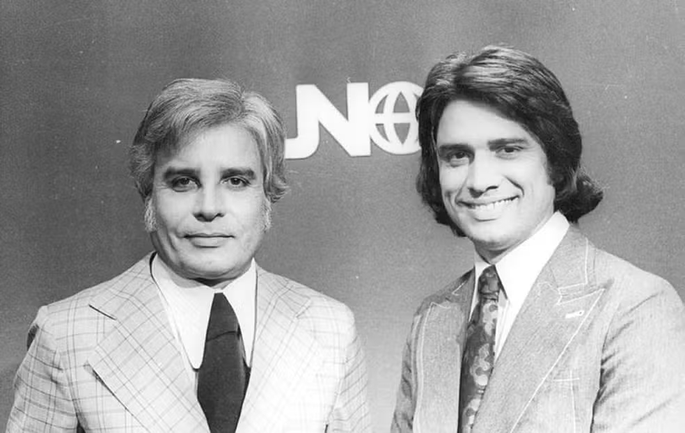 Cid Moreira e Sérgio Chapellin — Foto: Acervo Grupo Globo Cid Moreira e Sérgio Chapellin — Foto: Acervo Grupo Globo