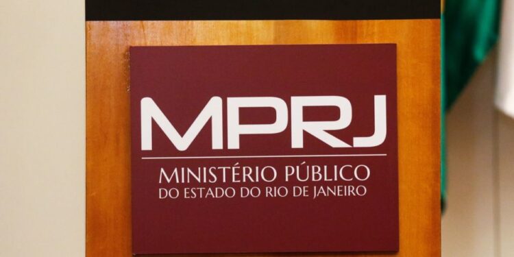 MP recomenda exoneração de sub por nepotismo