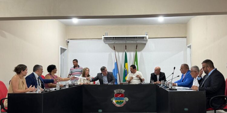 Vereadores assumem em Seropédica