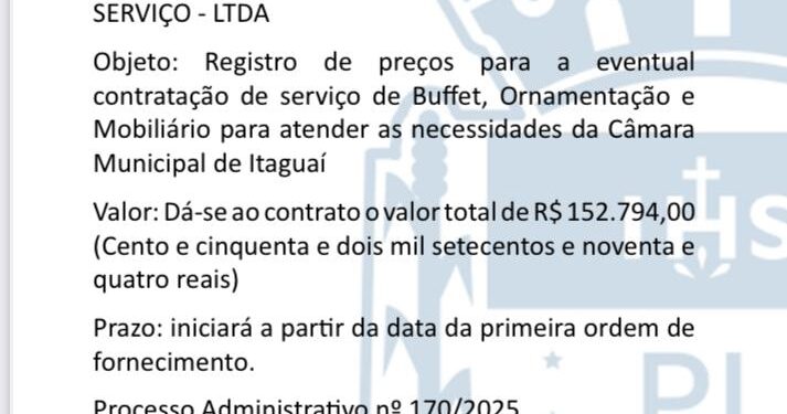Menino atingido por portão permanece internado