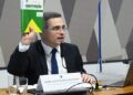 Presidente da Câmara assume no lugar do prefeito