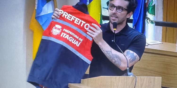 Haroldinho exonera secretariado e faz blitz na Saúde