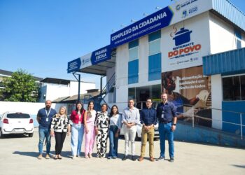Lubrizol doa 26 notebooks para projetos sociais de Inclusão Digital em Belford Roxo