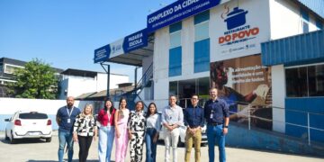 Lubrizol doa 26 notebooks para projetos sociais de Inclusão Digital em Belford Roxo