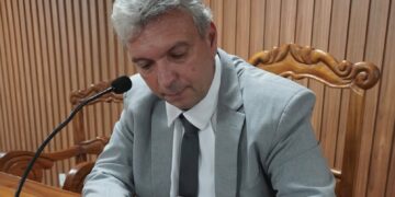 Mario Neves assume comando da Câmara de Miguel Pereira