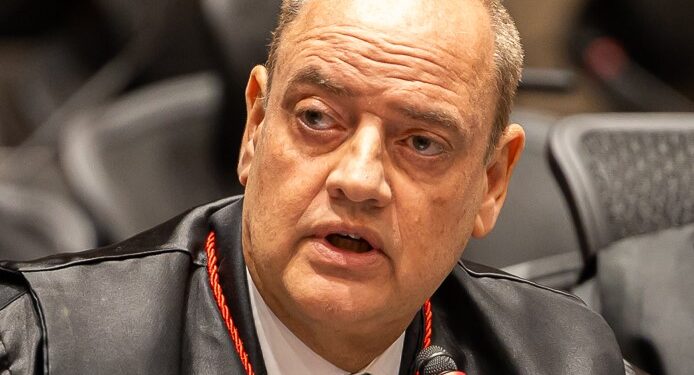 Rio vive impasse político e aguarda decisão do STF sobre nova eleição para governador