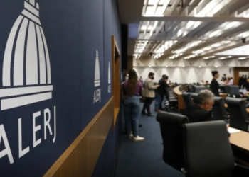 Alerj discute déficit de R$ 13 bi no orçamento 2027