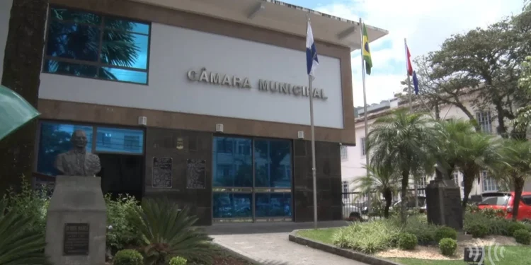 MPRJ recomenda revisão de leis urbanísticas e participação popular em Teresópolis