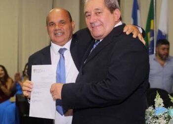 Justiça cassa diplomas de Rildo Gonçalves Neves e Hélio Luiz Fazoli, respectivamente prefeito e vice-prefeito, de Trajano de Moraes por compra de votos