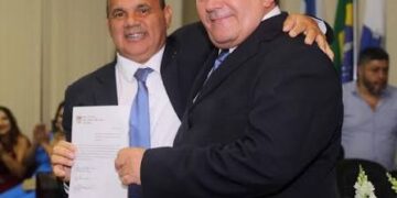 Justiça cassa diplomas de Rildo Gonçalves Neves e Hélio Luiz Fazoli, respectivamente prefeito e vice-prefeito, de Trajano de Moraes por compra de votos