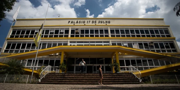 Concurso da Saúde em Volta Redonda é alvo de apuração após denúncia sobre lacres
