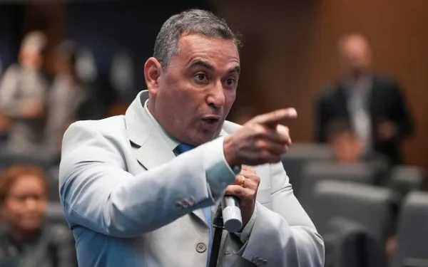 TRE-RJ barra candidatura de Renato Machado por suspeita de vínculo com organização criminosa