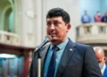 TRE-RJ barra candidatura de Vandro Família
