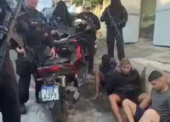 Polícia realiza operação contra roubo de motos e carros na Baixada